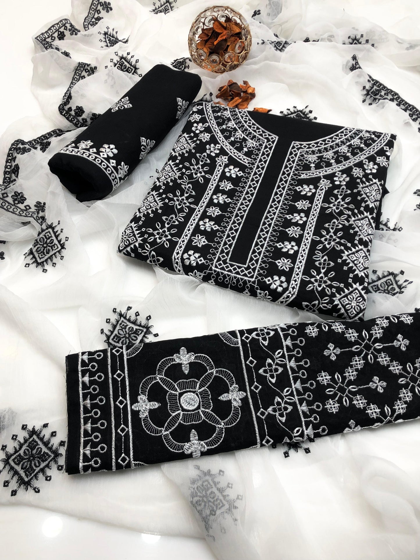 Enchanting Lawn Cotton Embroidered Shirt and Dupata 3Pcs Dress