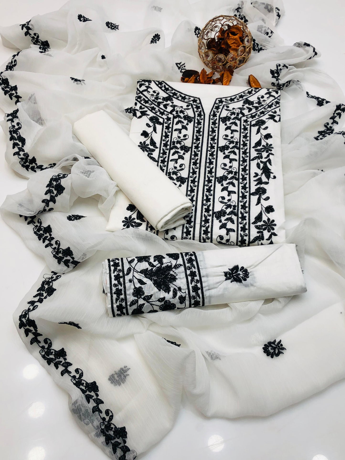 Attractive Lawn Cotton Shirt with Handmade Style Dupatta 3Pcs Dress