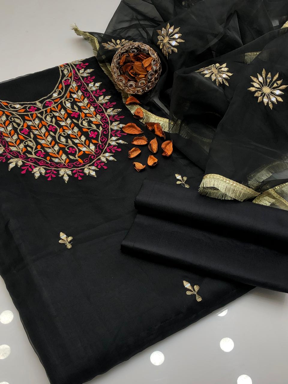 Arista Organza Shisha Embroidered Suit 3Pcs Dress