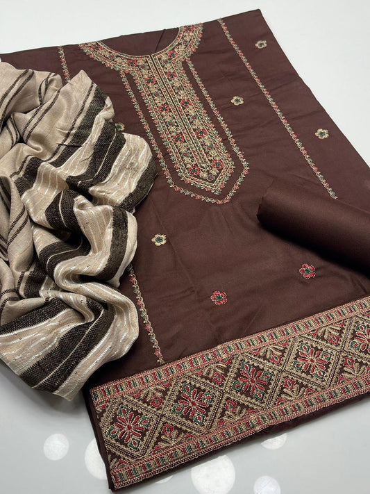 Dhanak Embroidered With Velvet Shawl 3Pcs Dress