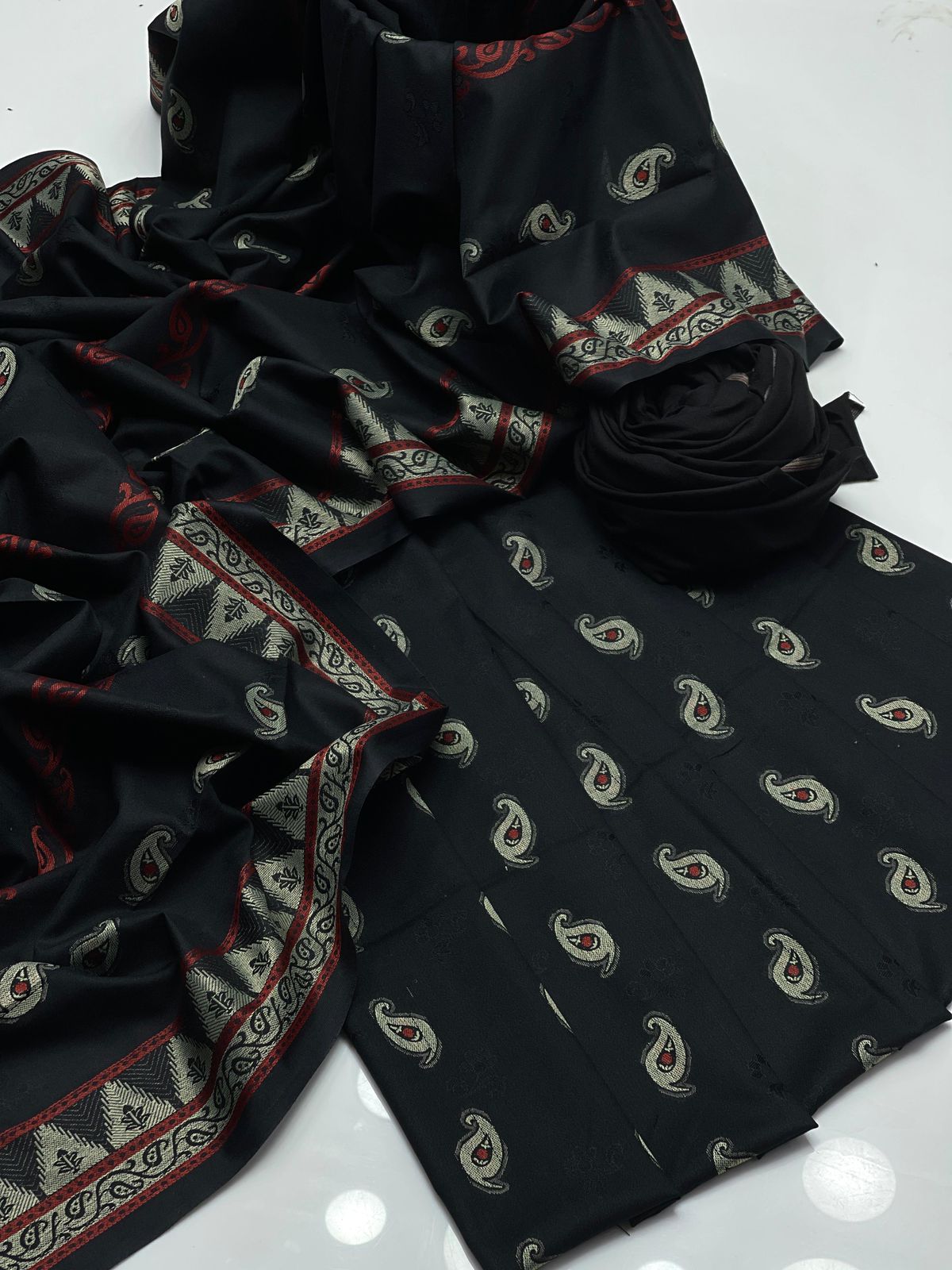 Dhanak Marina Jacquard Shirt & Shawl with Plain Trouser 3Pcs Dress