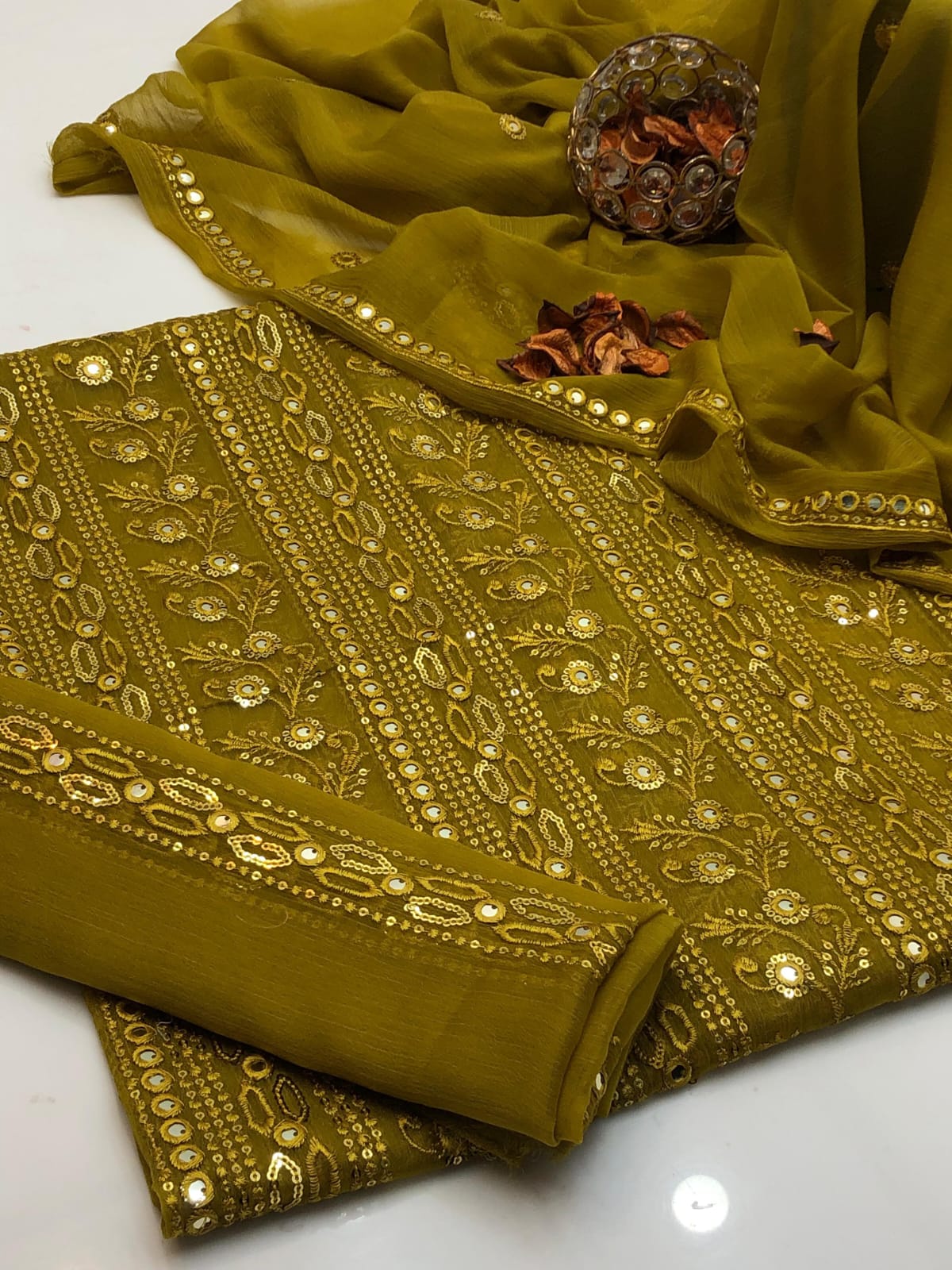 Elegant Bamber 9MM & Chicken Kari Embroidered 2Pcs Dress