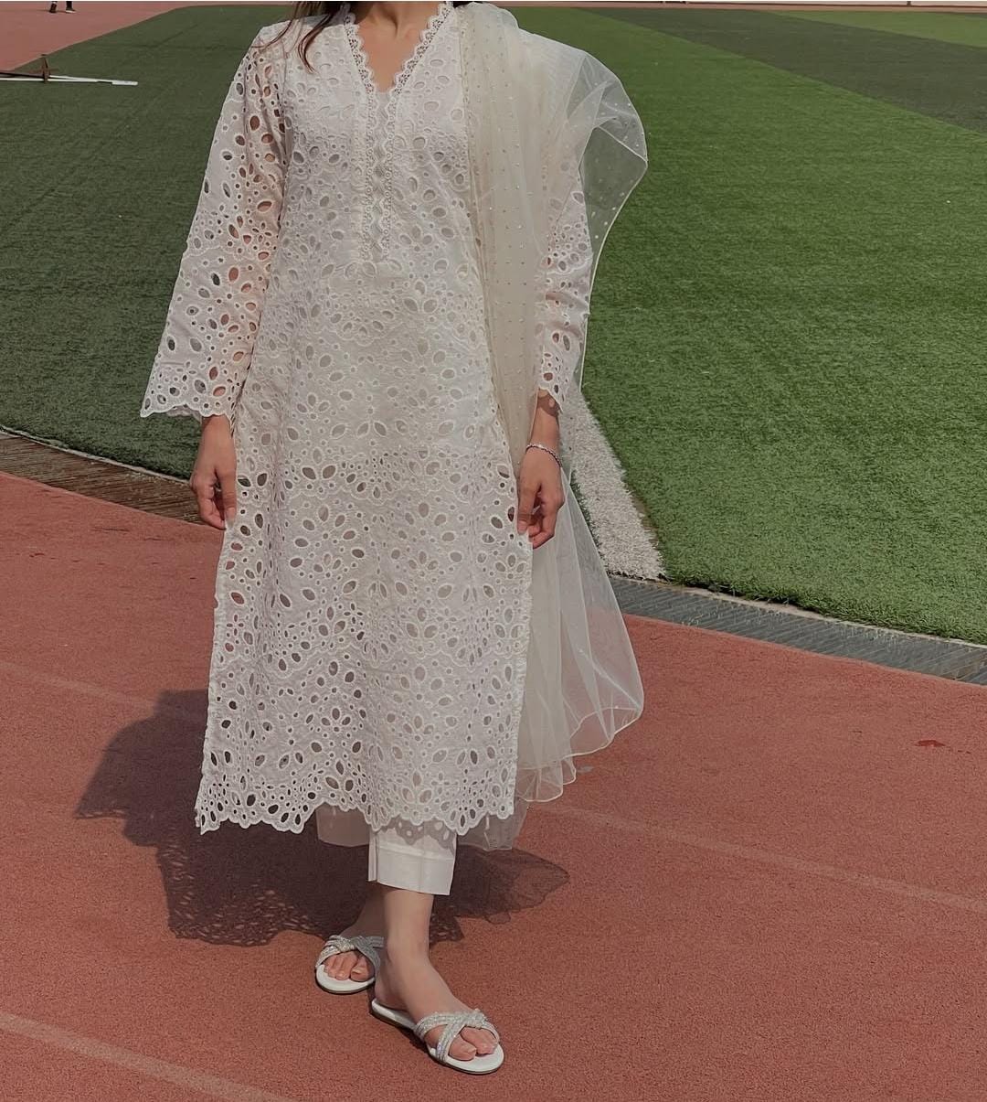 Serene Chikankari Pure Lawn 2 Pcs Dress