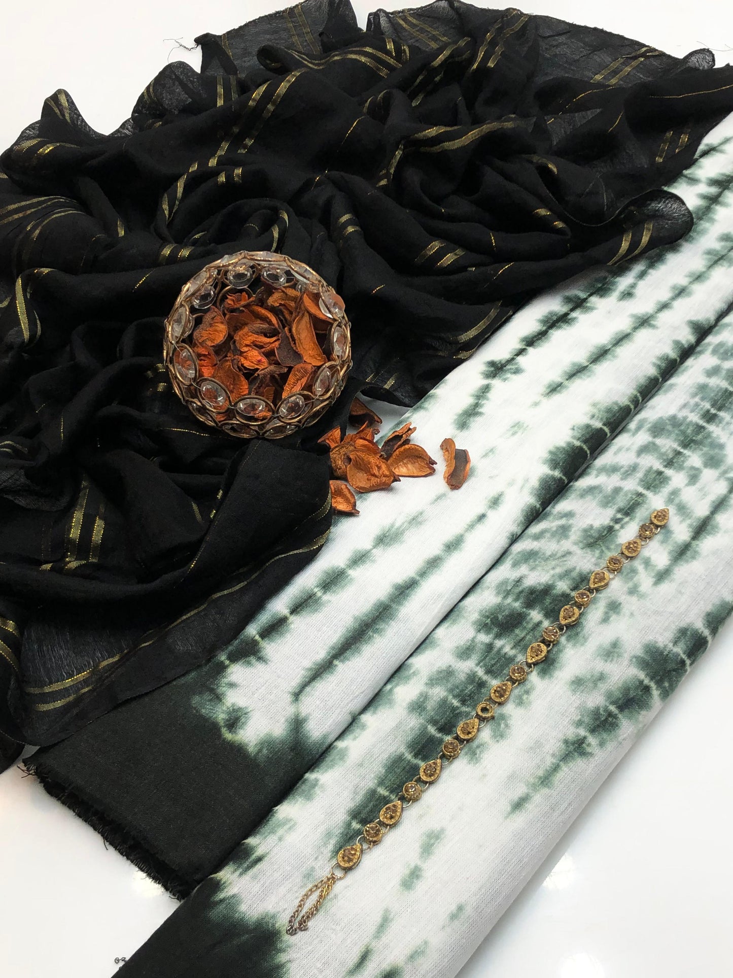 Eminent Pure Cotton Tie N Dye with Zari Dupatta 3Pcs Dress