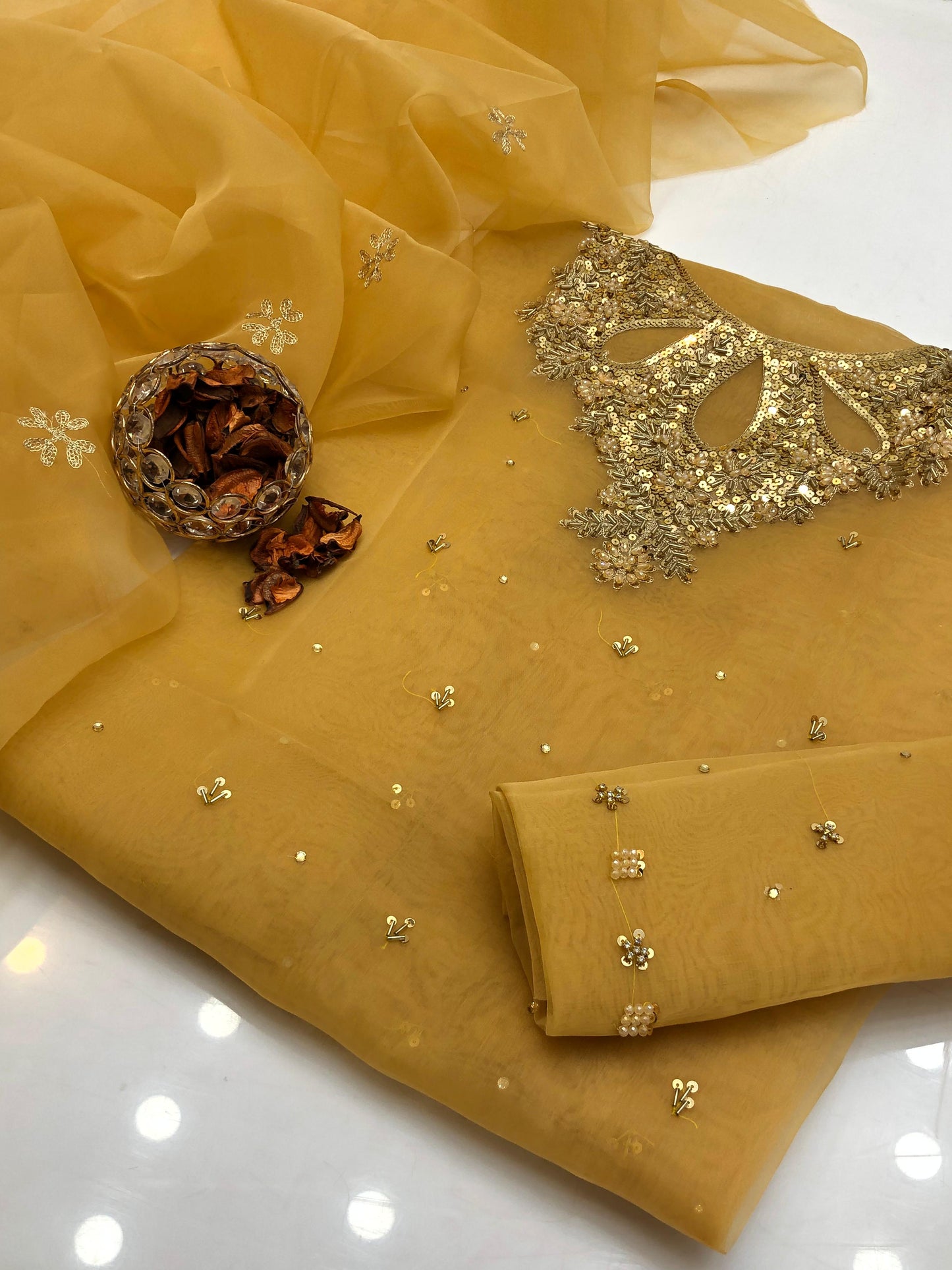 Zenvira Organza Shirt with Embroidered Dupatta 2Pcs Dress