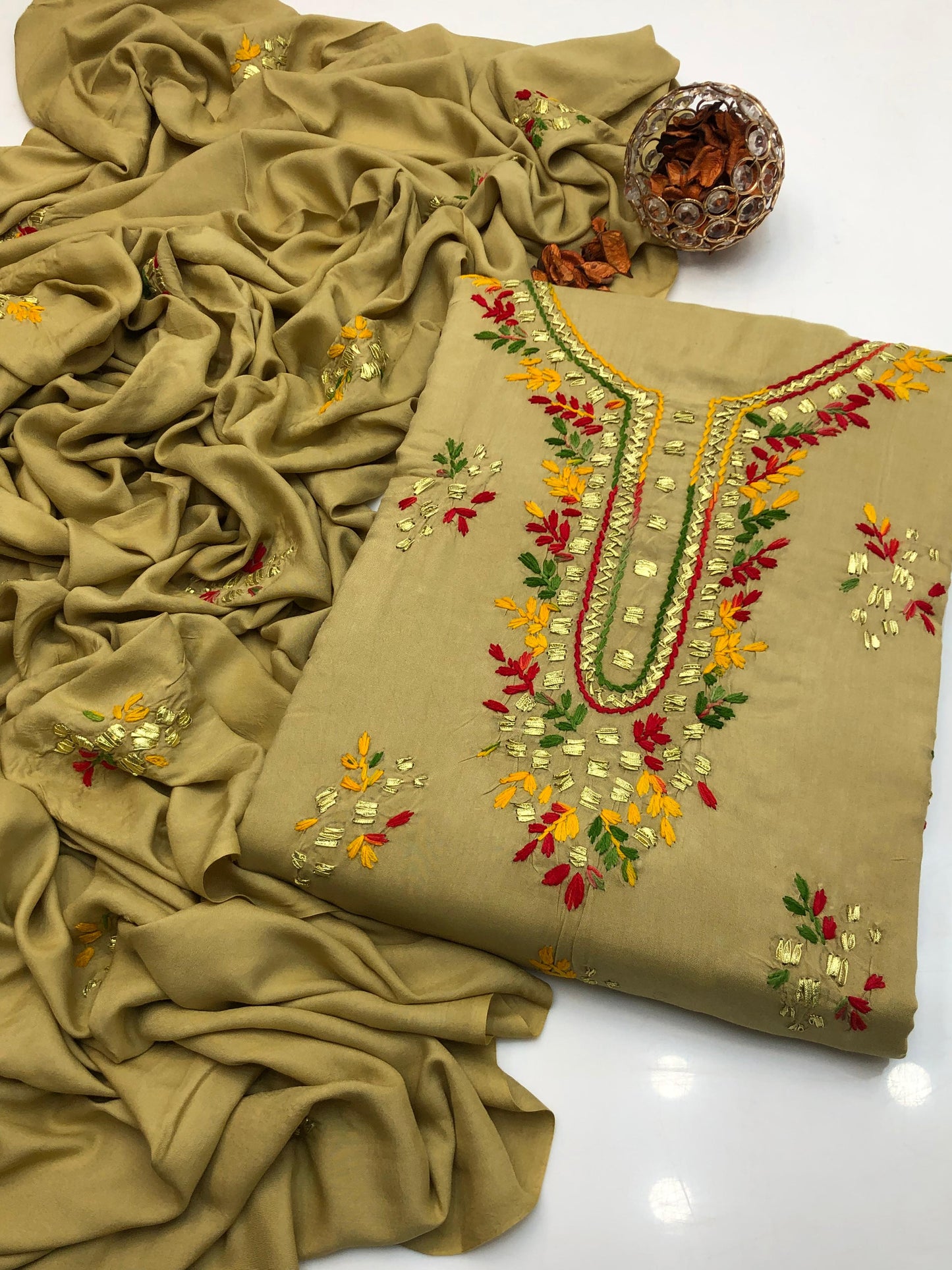 Luxury Linen Handmade Gotta With Paka Tanka 3Pcs Dress