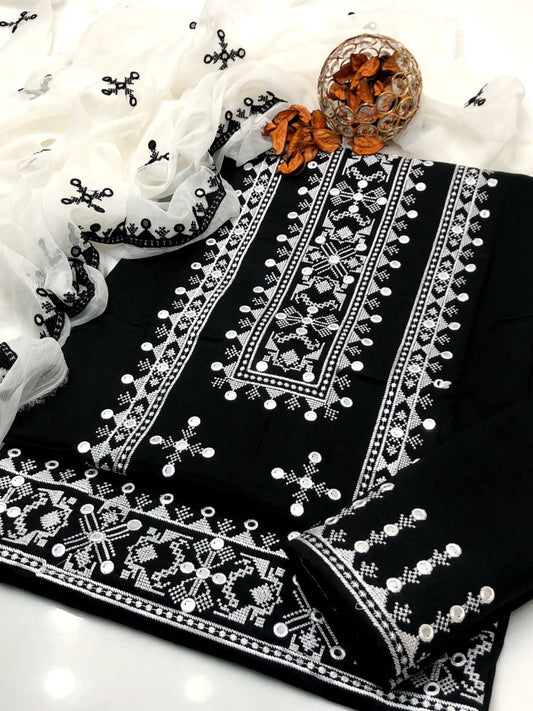 Regalia Lawn Cotton Embroidered 3Pcs Dress