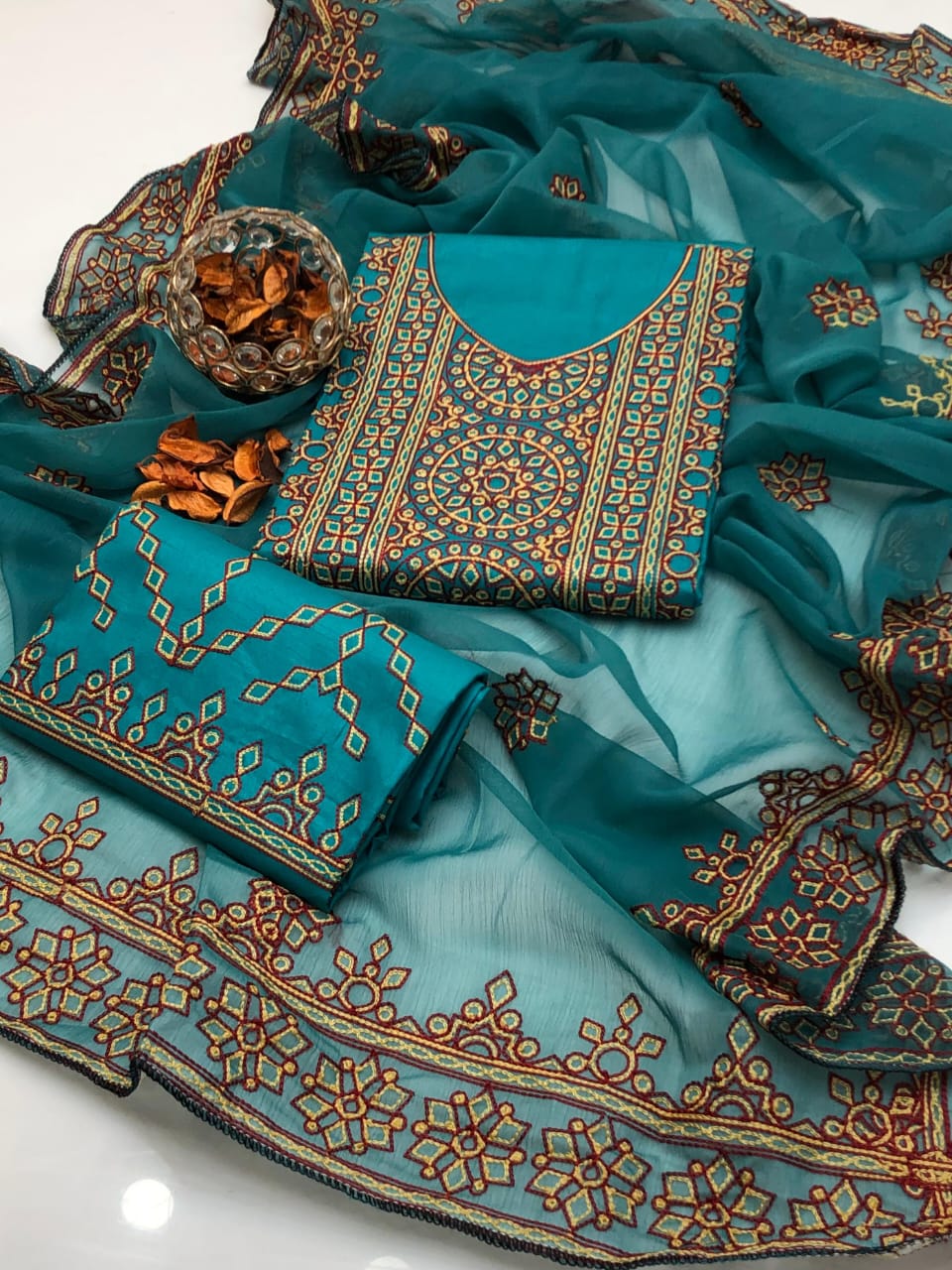 Pristine Aari Balochi Embroidered Lawn Cotton 3Pcs Dress