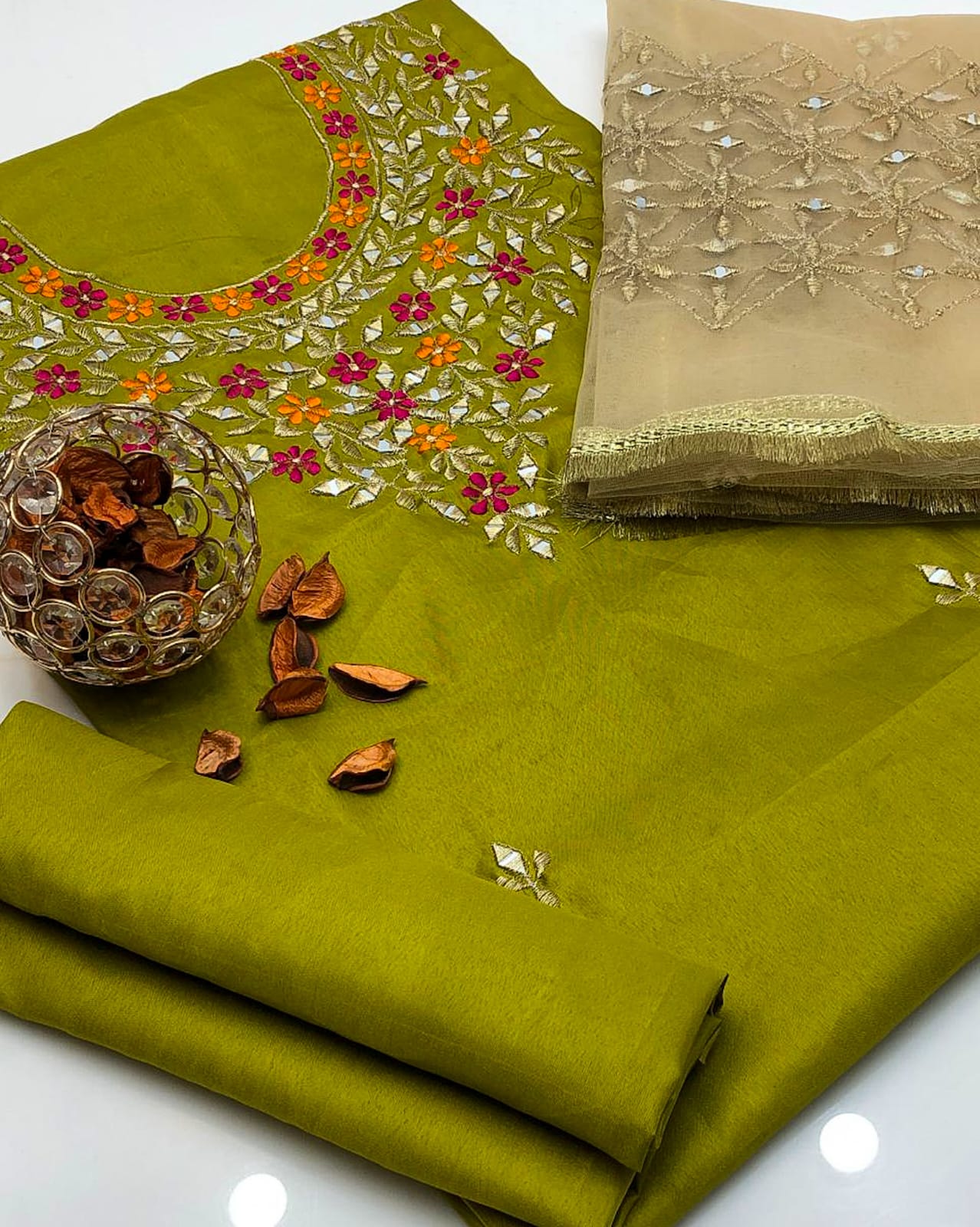 True Kataan Silk Reta Embroidered Shirt and Dupatta 3Pcs Dress