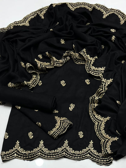 Linen Embroidered Dress with Cutwork Dupatta 4Pcs Dress