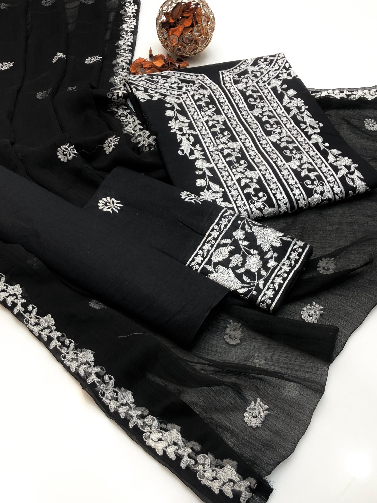 Unique Lawn Cotton Embroidered Shirt and Dupatta 3Pcs Dress