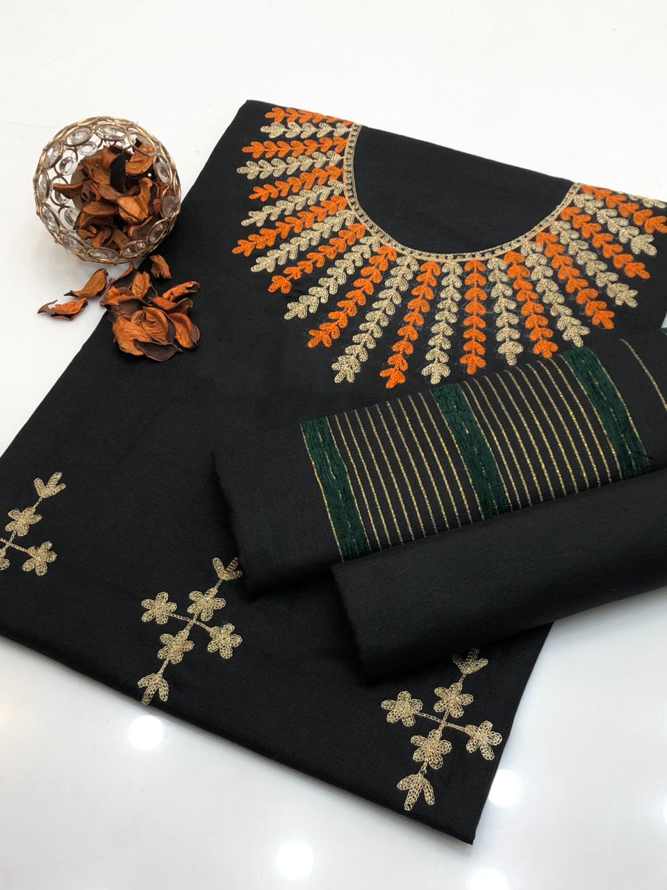 Multani Khaadi Sussi Embroidered With Velvet border Shawl 3Pcs Dress